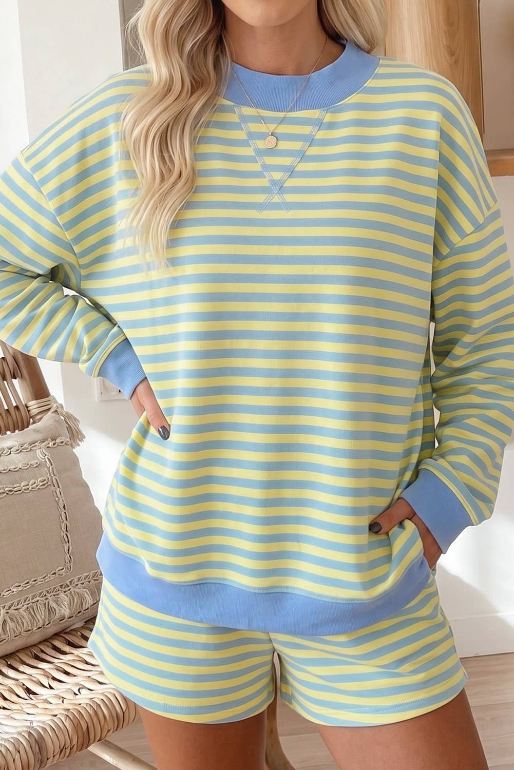 66 Stripe Pullover & Shorts 2pcs Set