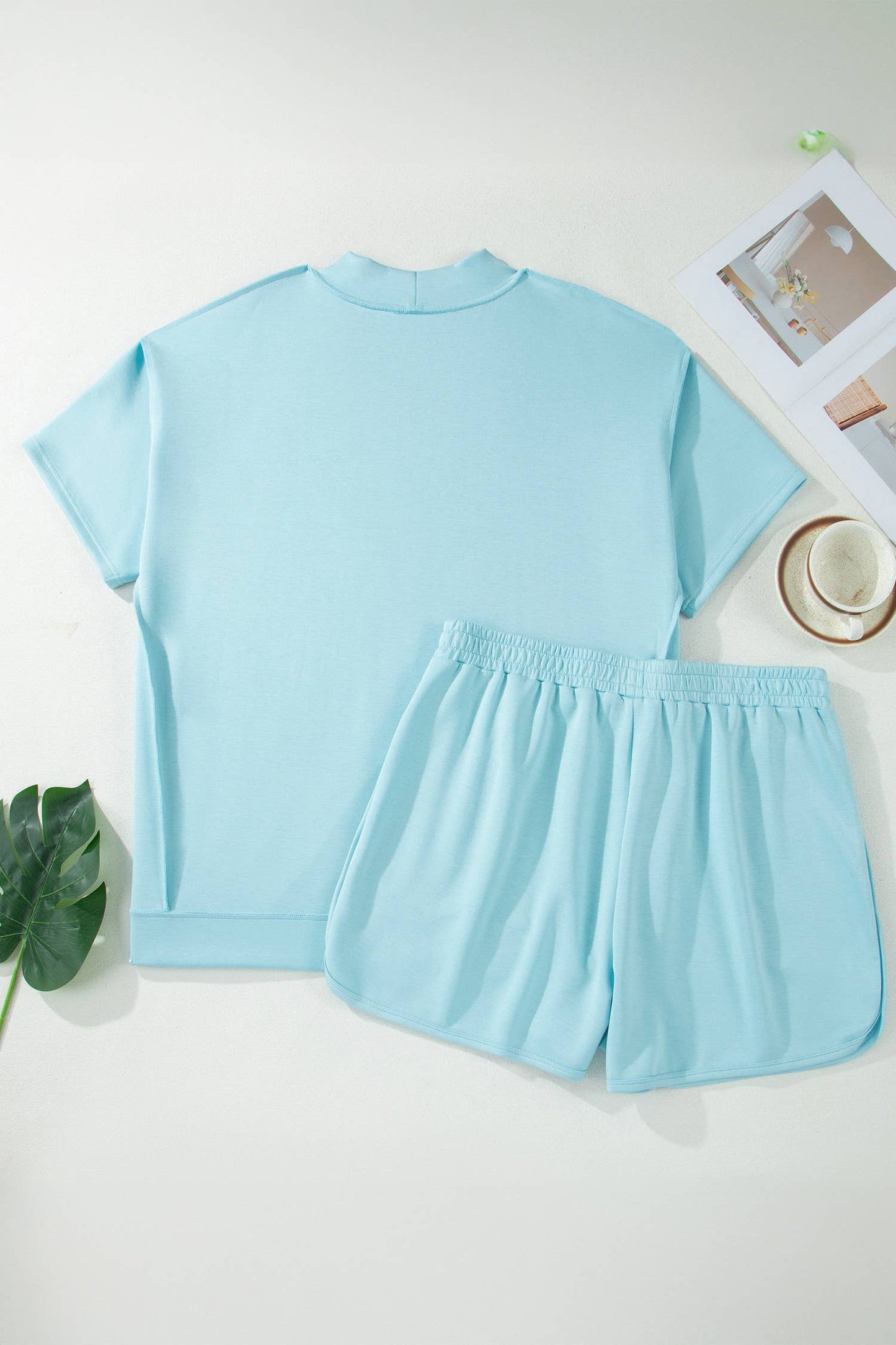 Plus Mock Neck Oversize Tee Casual Shorts 2pcs Outfit (S-4X)
